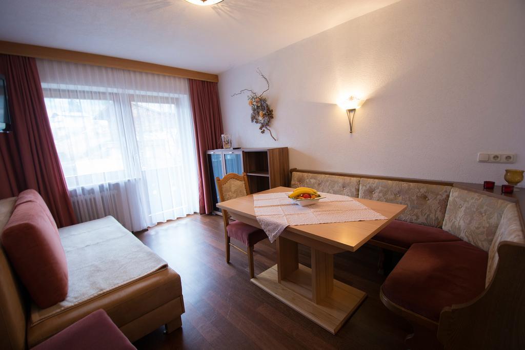 Pension Bartlhof Lermoos Luaran gambar
